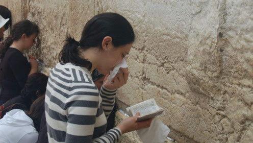 娱乐吃瓜君微博,带你一探究竟！”